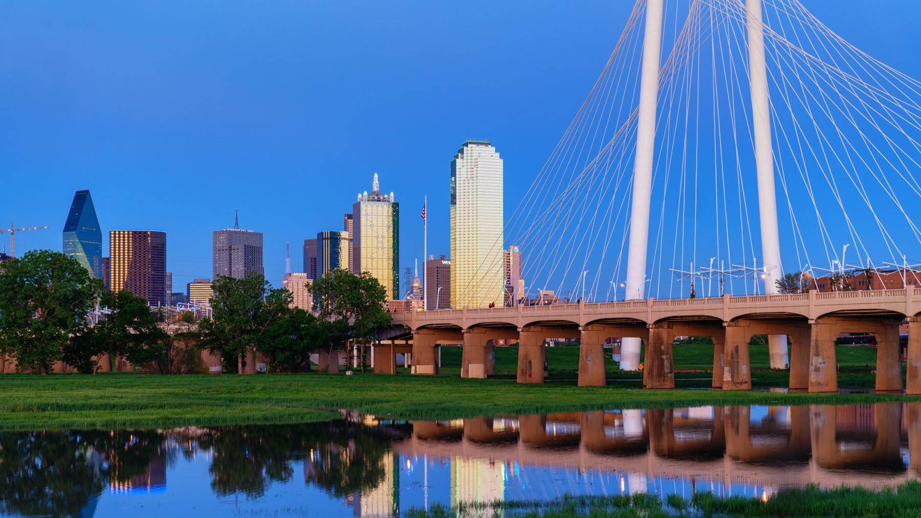 The Dallas skyline and the Margaret Hunt Hill Bridge over the Trinity River