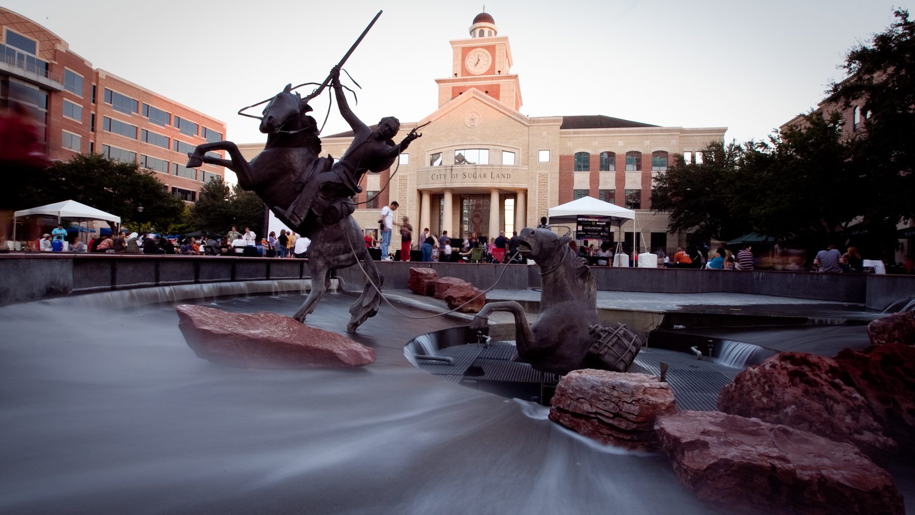 The fountain and City Hall at Sugar Land Town Square